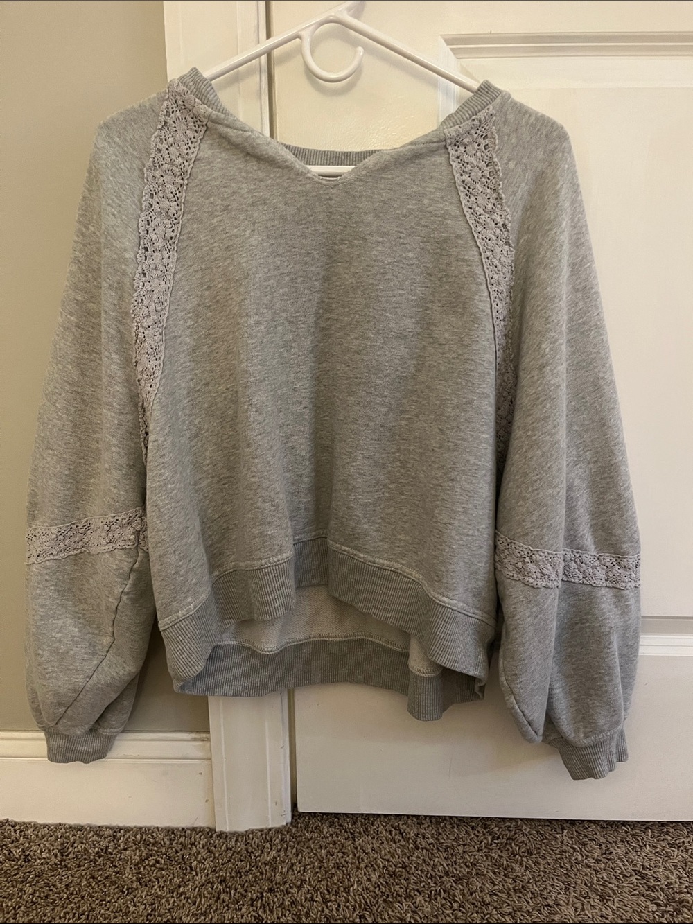 aerie gray sweatshirt
